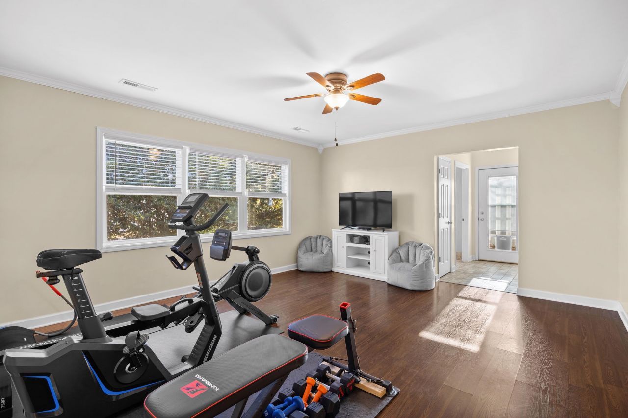 3676 Spruce Dr. Photo 18