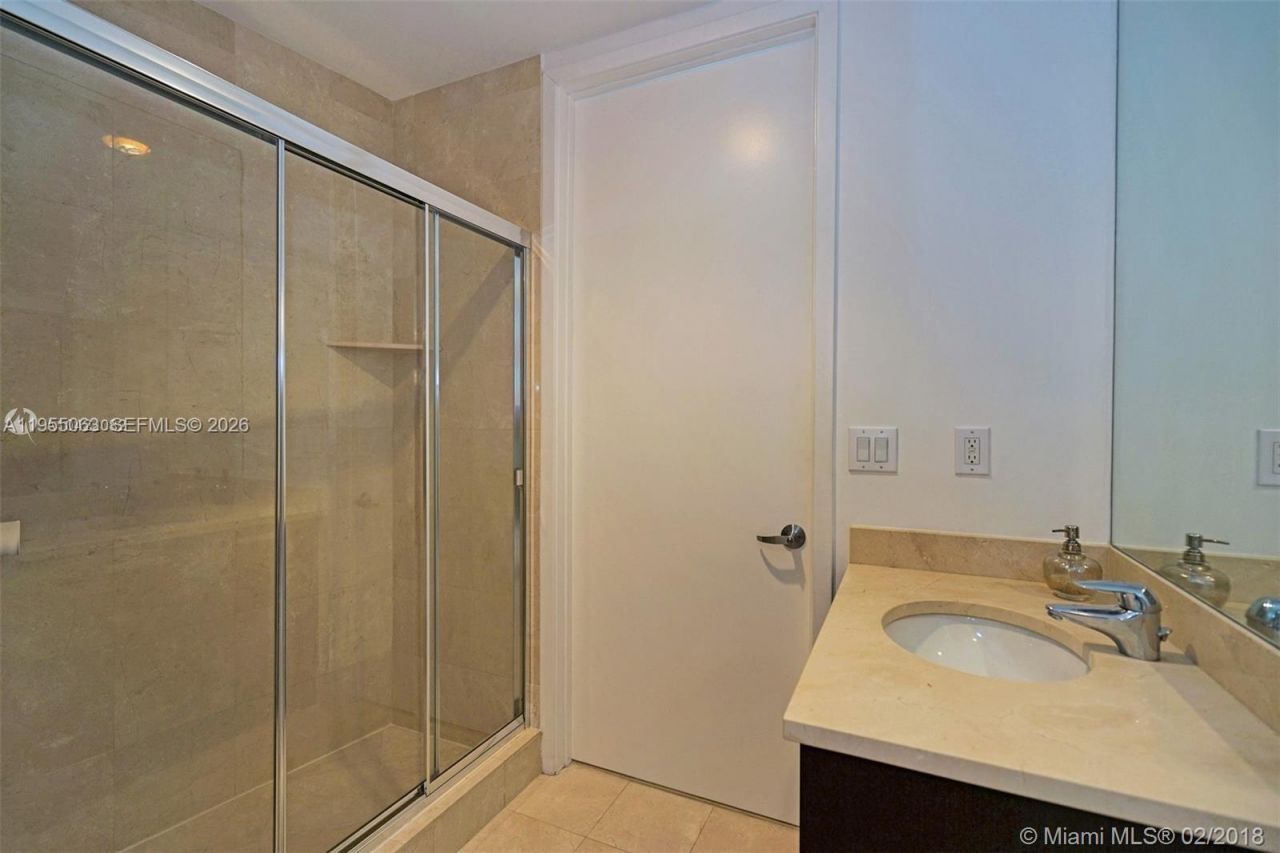 18101 Collins Ave, Unit 5503, Sunny Isles Beach, FL 33160 Photo