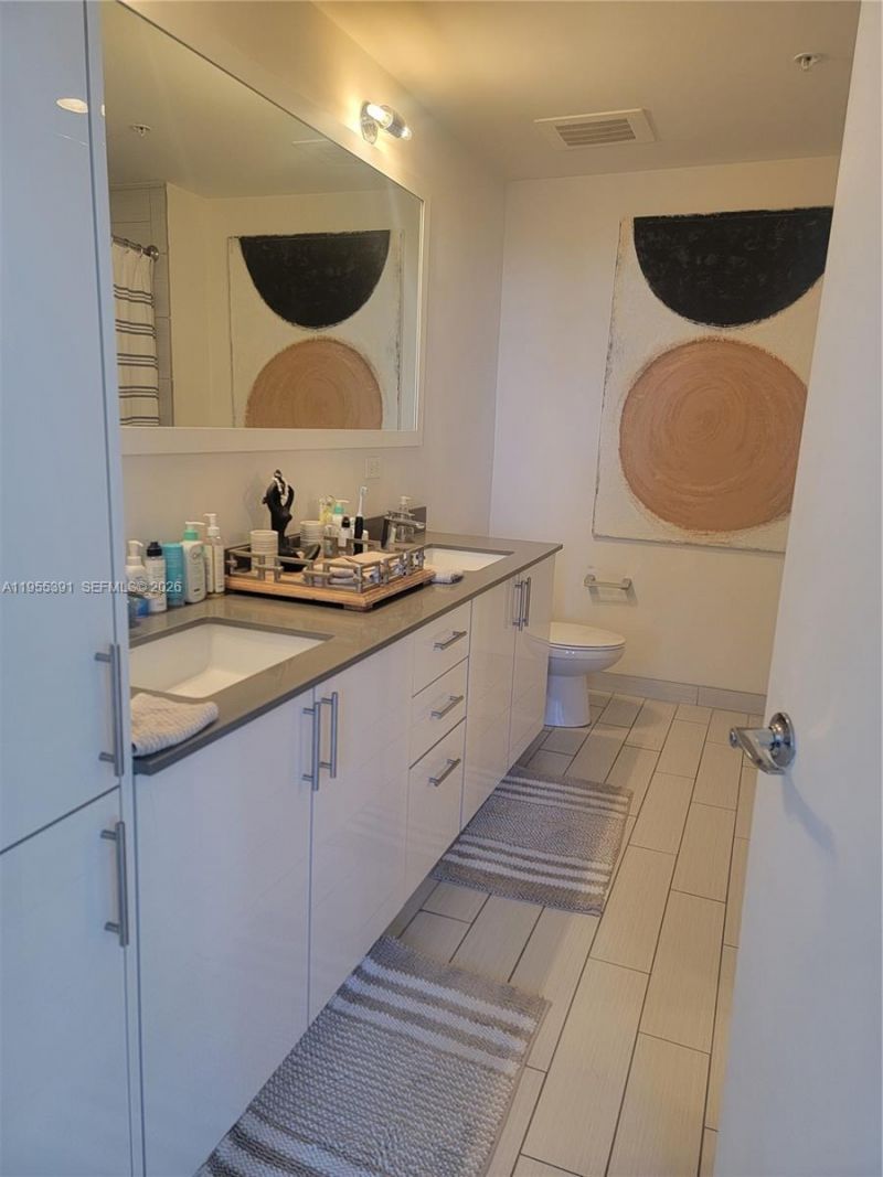 999 SW 1st Ave , Unit 2302, Miami, FL 33130 Photo