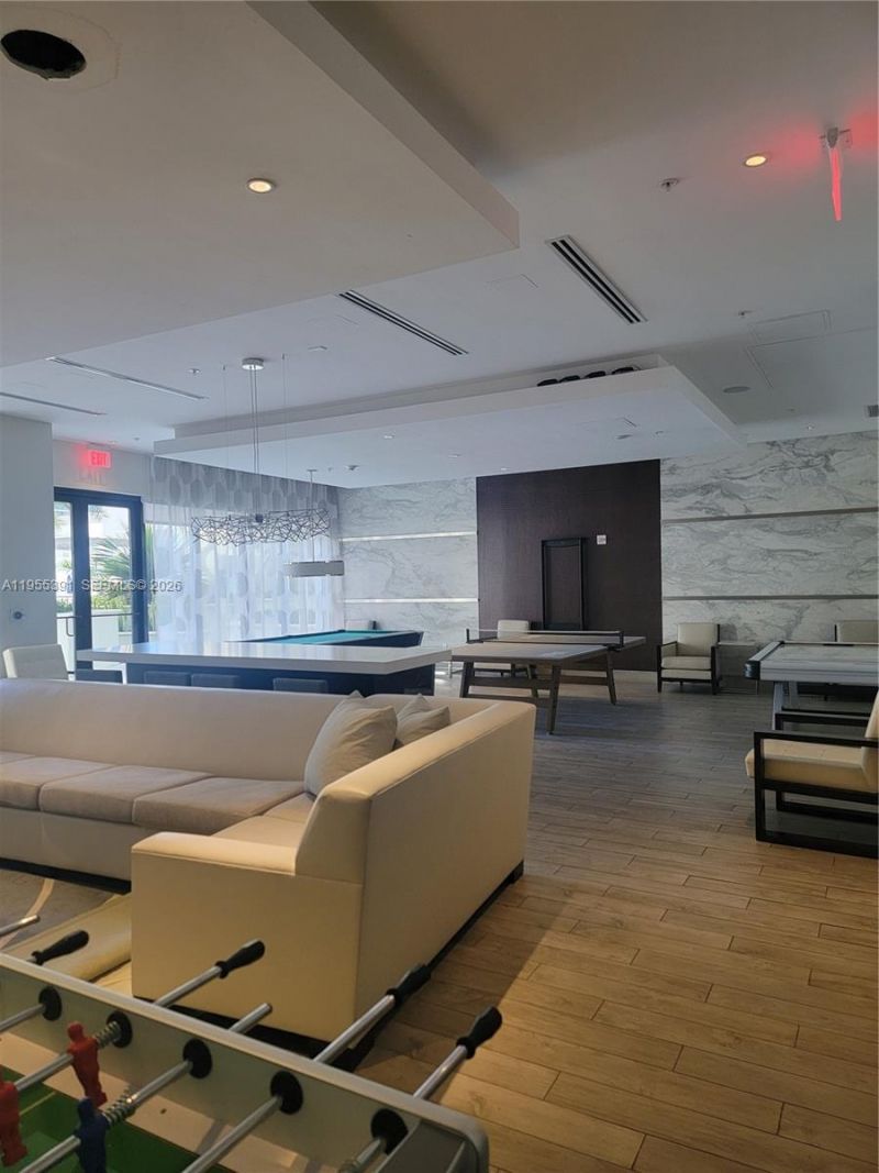 999 SW 1st Ave , Unit 2302, Miami, FL 33130 Photo