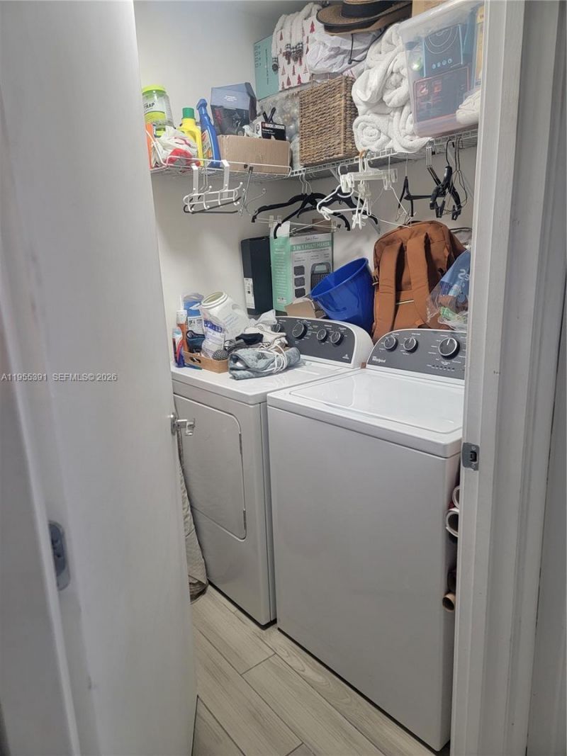 999 SW 1st Ave , Unit 2302, Miami, FL 33130 Photo