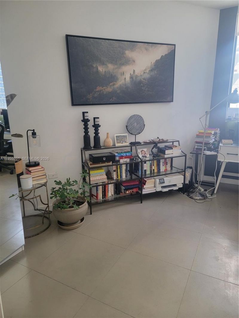 999 SW 1st Ave , Unit 2302, Miami, FL 33130 Photo