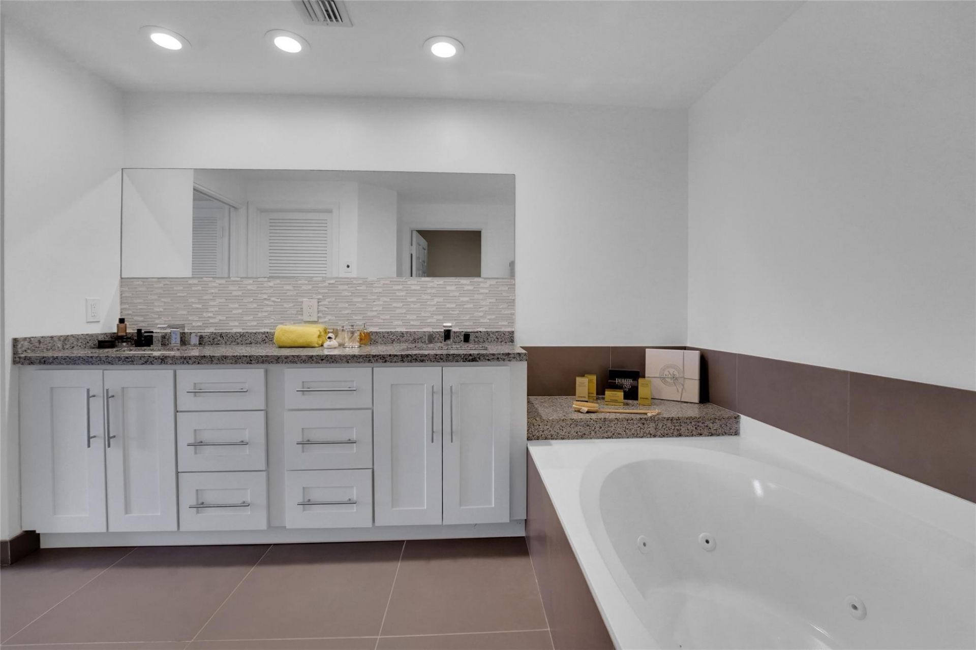 4108 W Palm Aire Drive, Unit 083b, Pompano Beach, FL 33069 Photo
