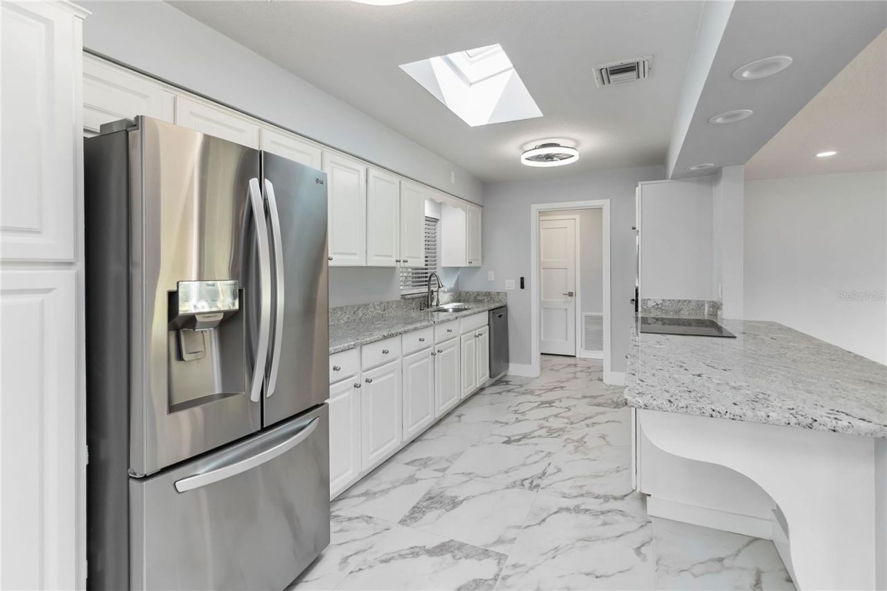 3911 Venice Drive, Orlando, FL 32806 Photo