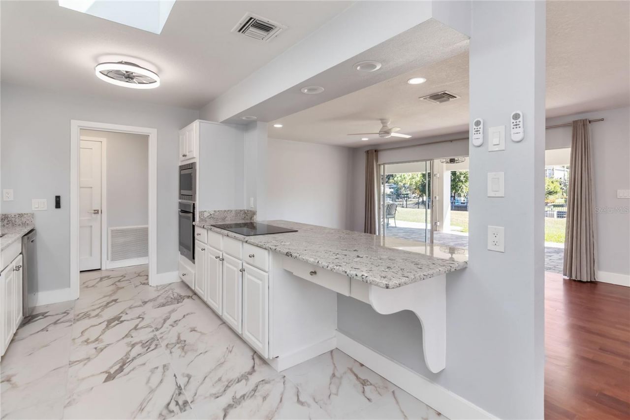 3911 Venice Drive, Orlando, FL 32806 Photo