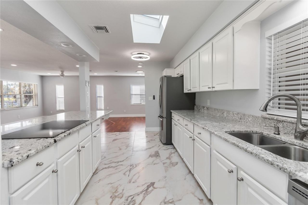 3911 Venice Drive, Orlando, FL 32806 Photo