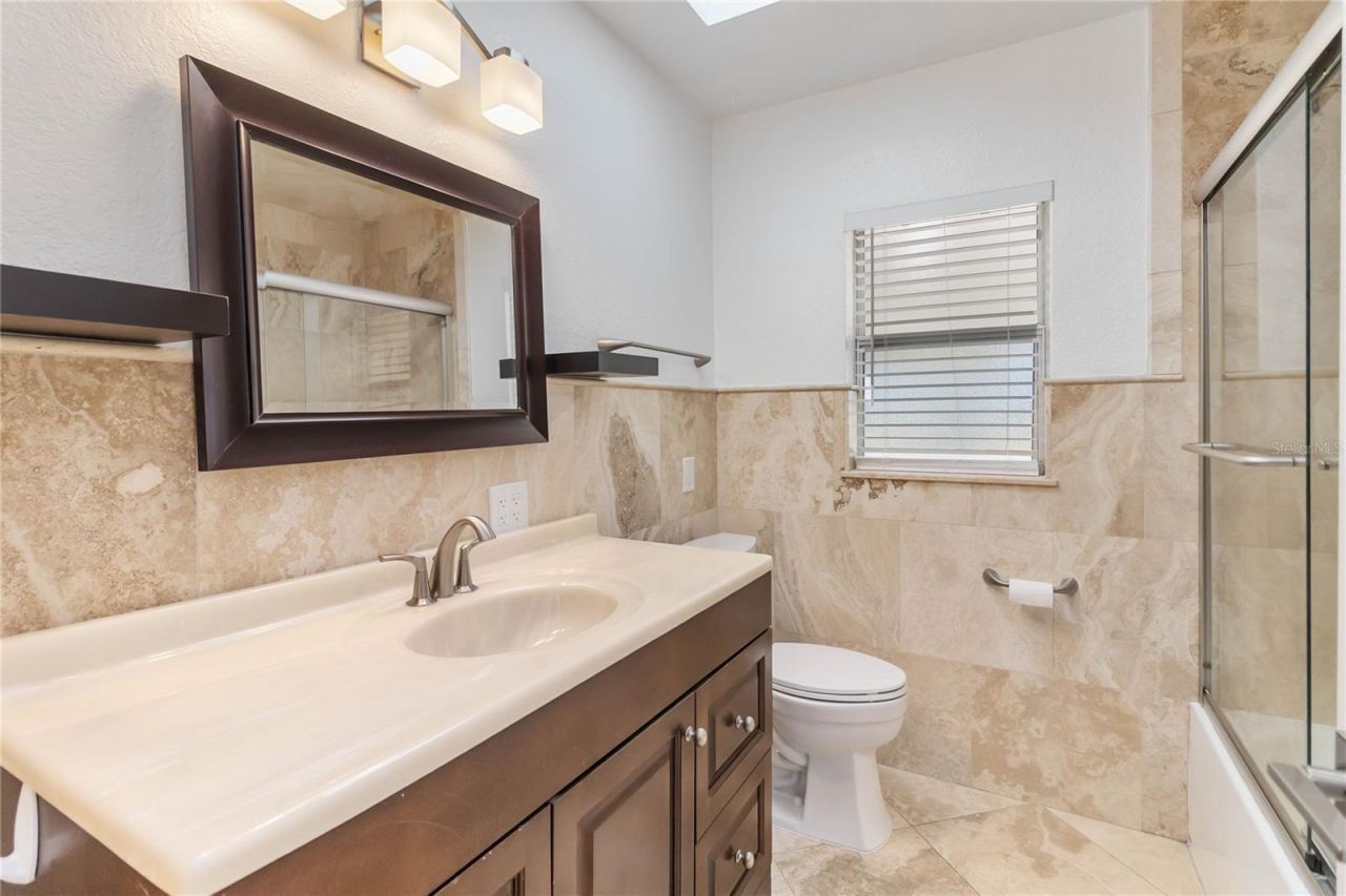 3911 Venice Drive, Orlando, FL 32806 Photo