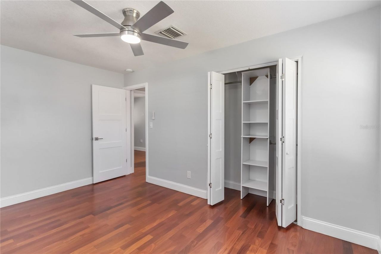 3911 Venice Drive, Orlando, FL 32806 Photo