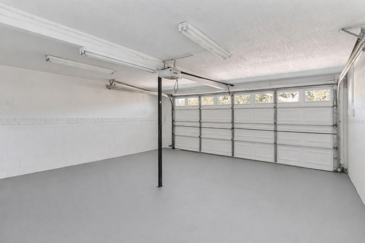 3911 Venice Drive, Orlando, FL 32806 Photo