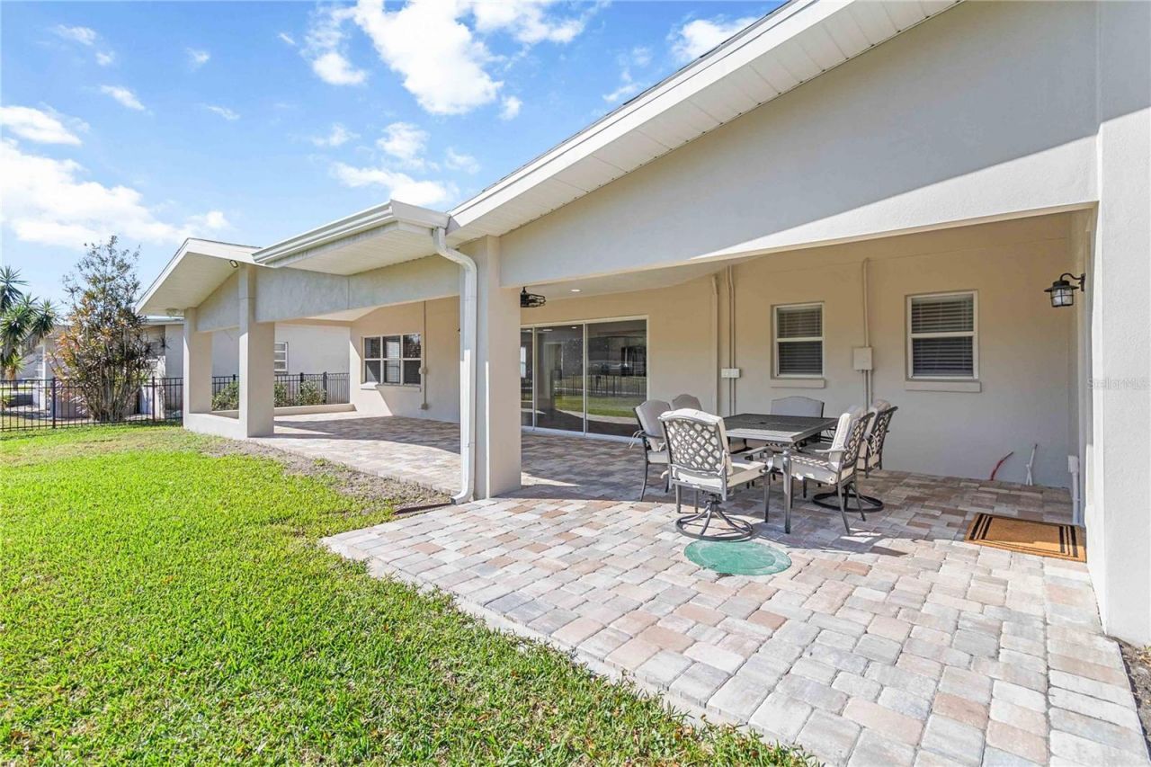 3911 Venice Drive, Orlando, FL 32806 Photo