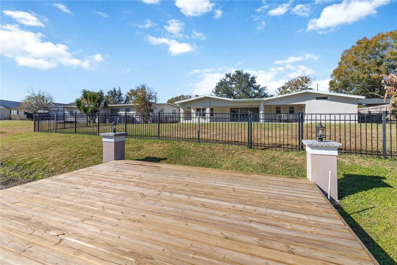 3911 Venice Drive, Orlando, FL 32806 Photo