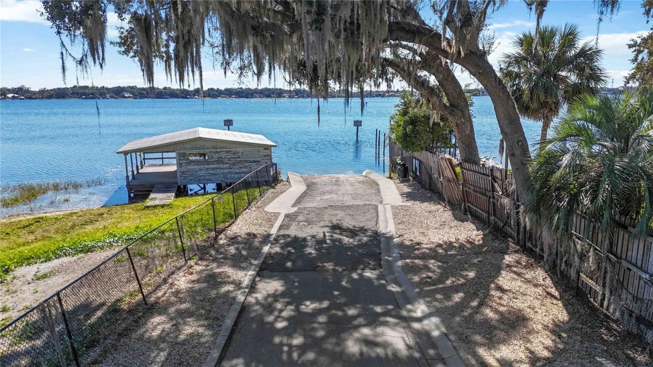 3911 Venice Drive, Orlando, FL 32806 Photo