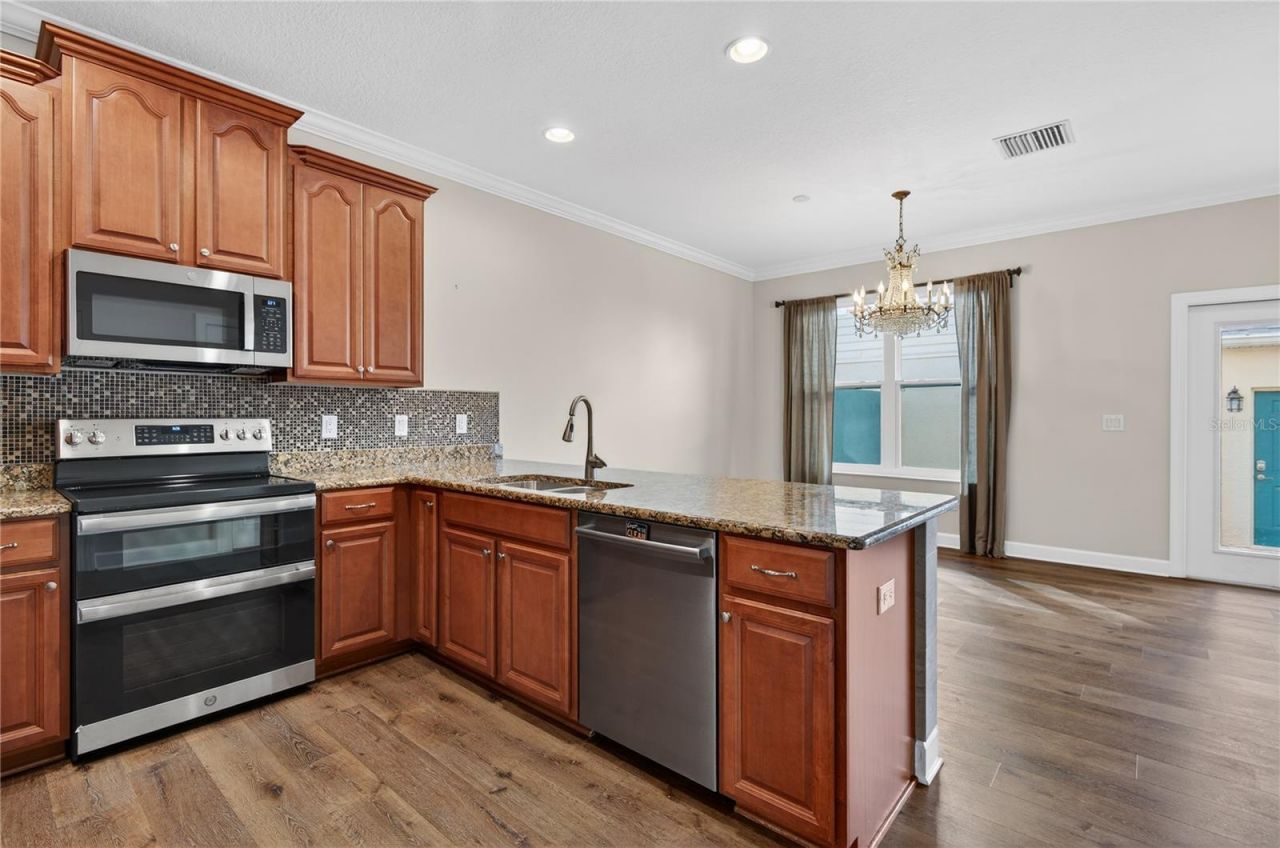 205 49th Avenue N, Saint Petersburg, FL 33703 Photo