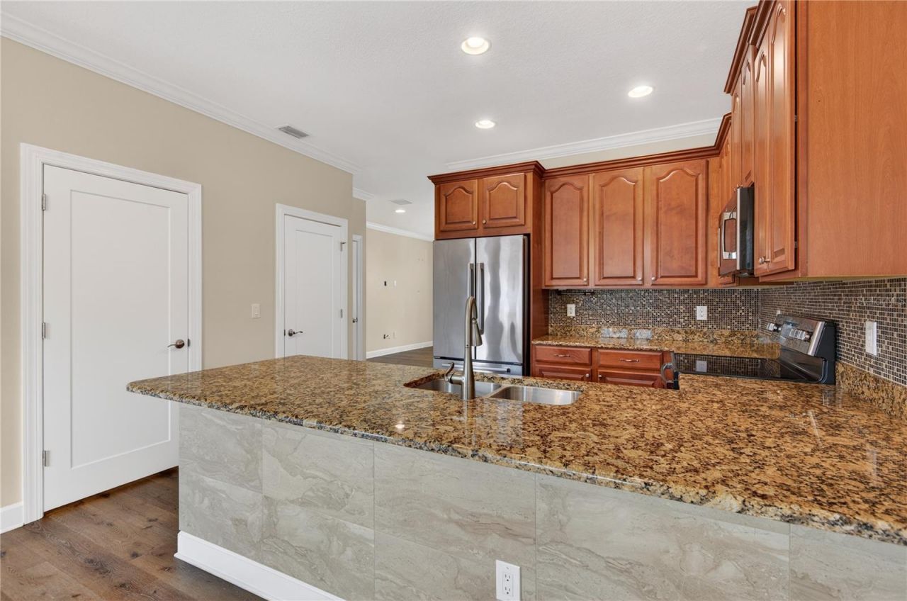 205 49th Avenue N, Saint Petersburg, FL 33703 Photo