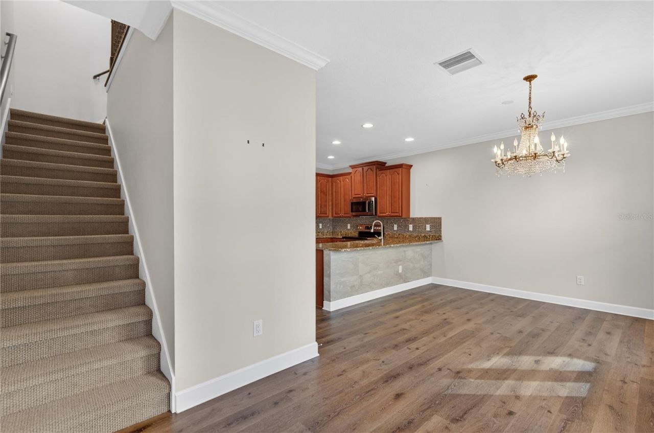 205 49th Avenue N, Saint Petersburg, FL 33703 Photo