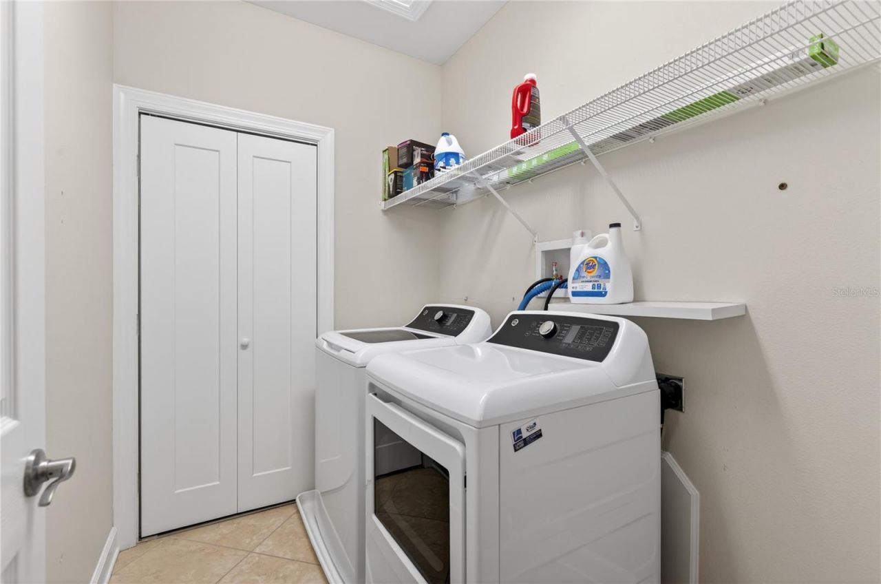 205 49th Avenue N, Saint Petersburg, FL 33703 Photo