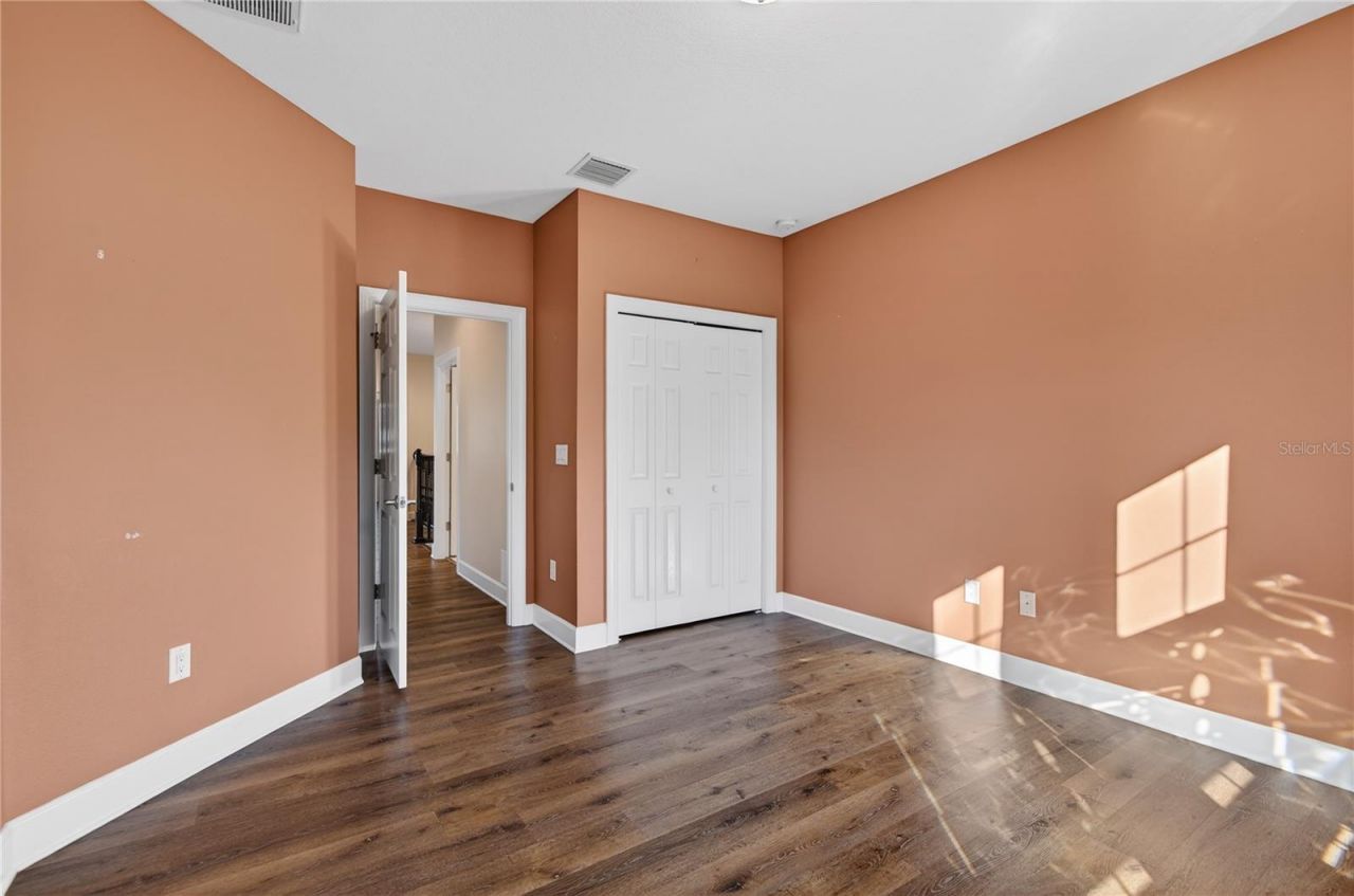 205 49th Avenue N, Saint Petersburg, FL 33703 Photo