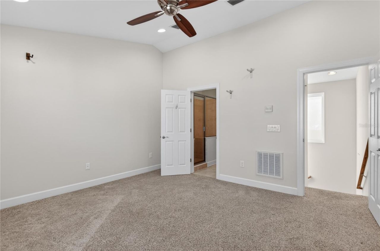 205 49th Avenue N, Saint Petersburg, FL 33703 Photo