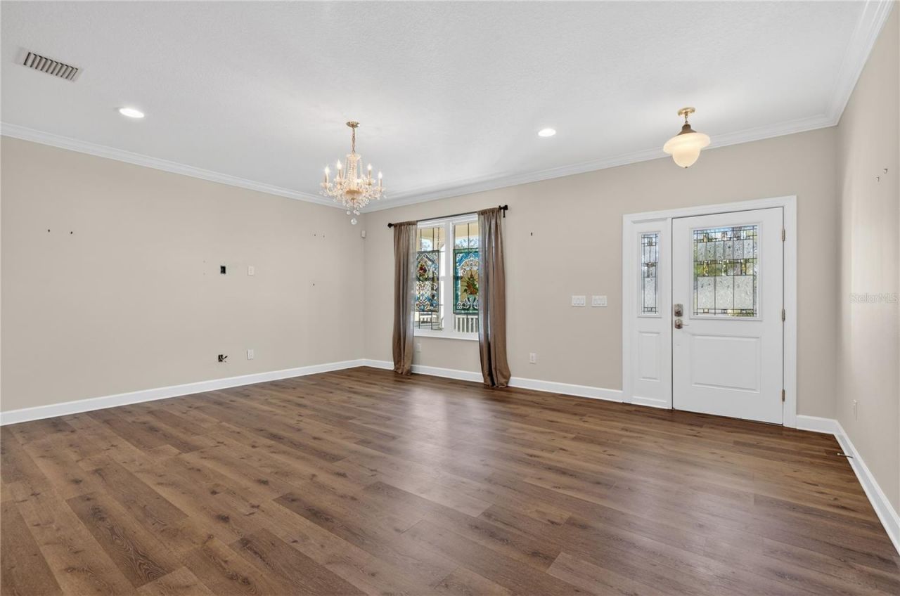 205 49th Avenue N, Saint Petersburg, FL 33703 Photo