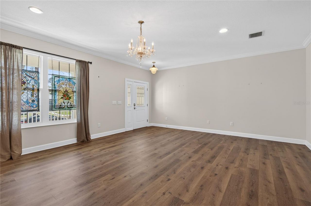 205 49th Avenue N, Saint Petersburg, FL 33703 Photo