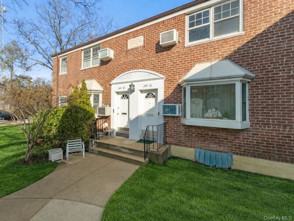 249-36 63rd Avenue, Unit #4-1282, Little Neck, NY 11362