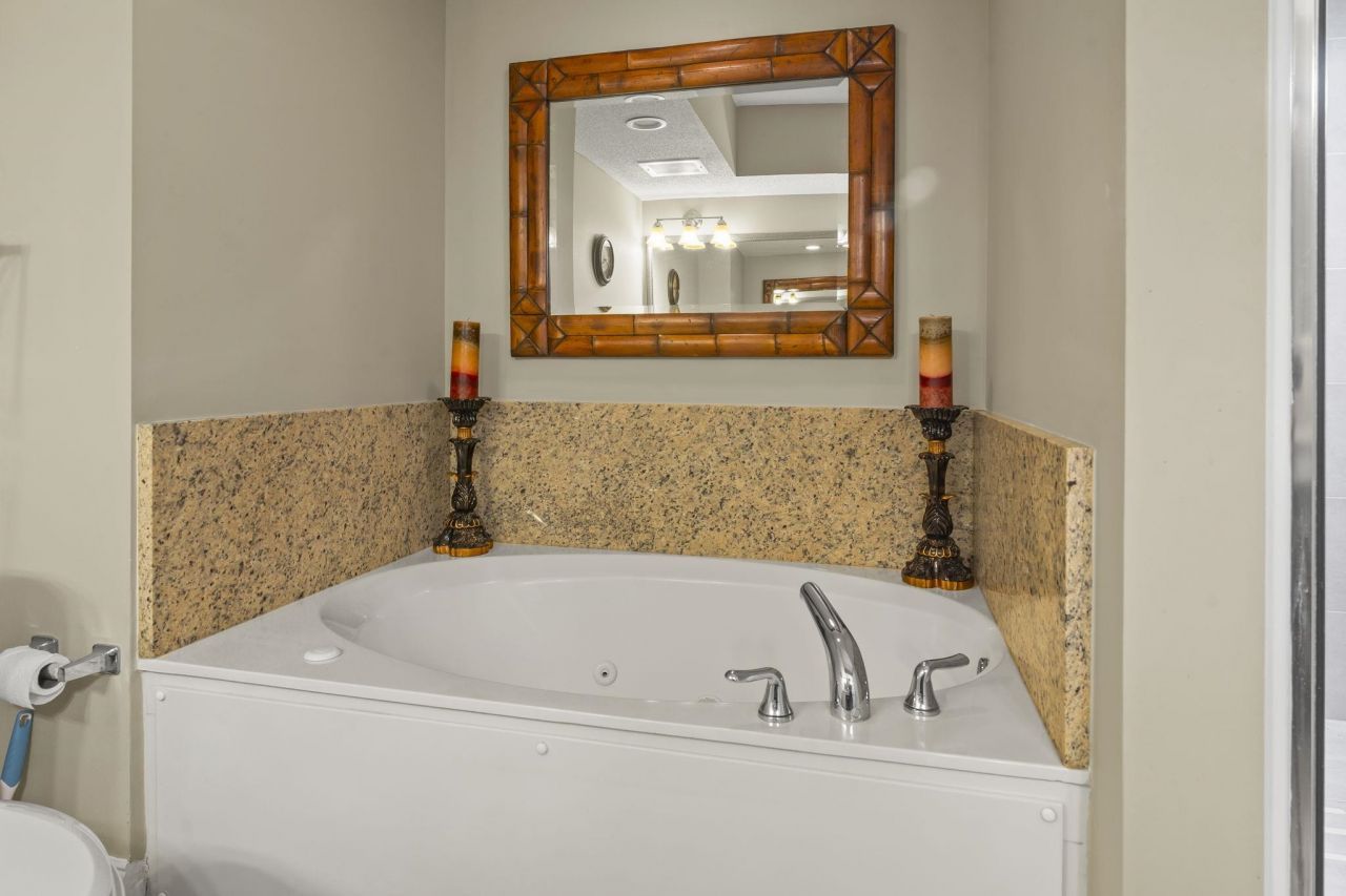 5310 N Ocean Blvd. Photo 23