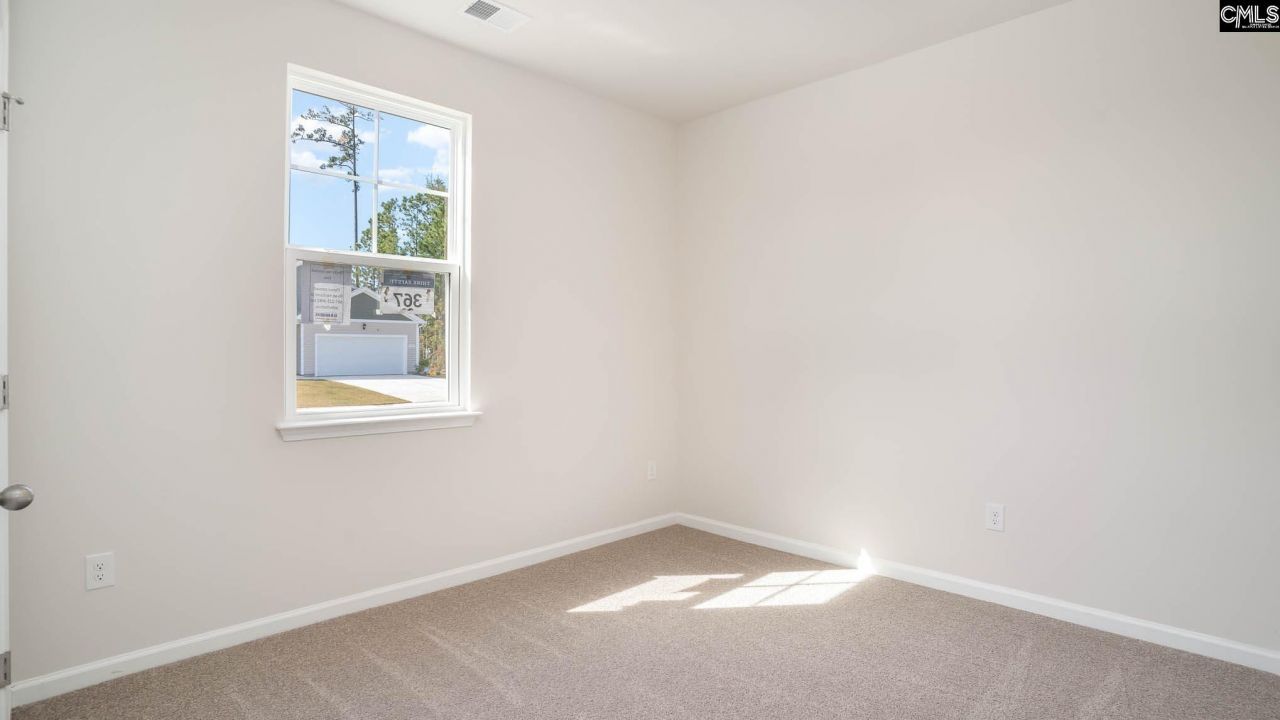 96 Horatio Lane Photo 23