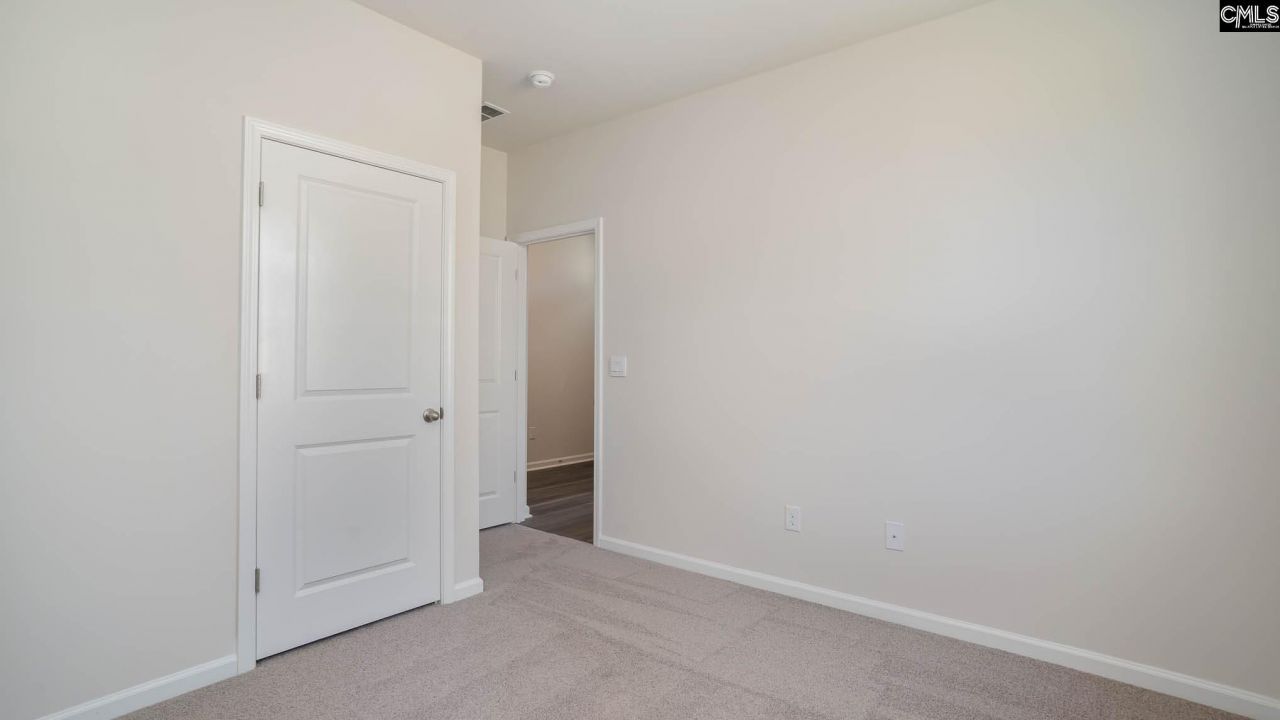 96 Horatio Lane Photo 27