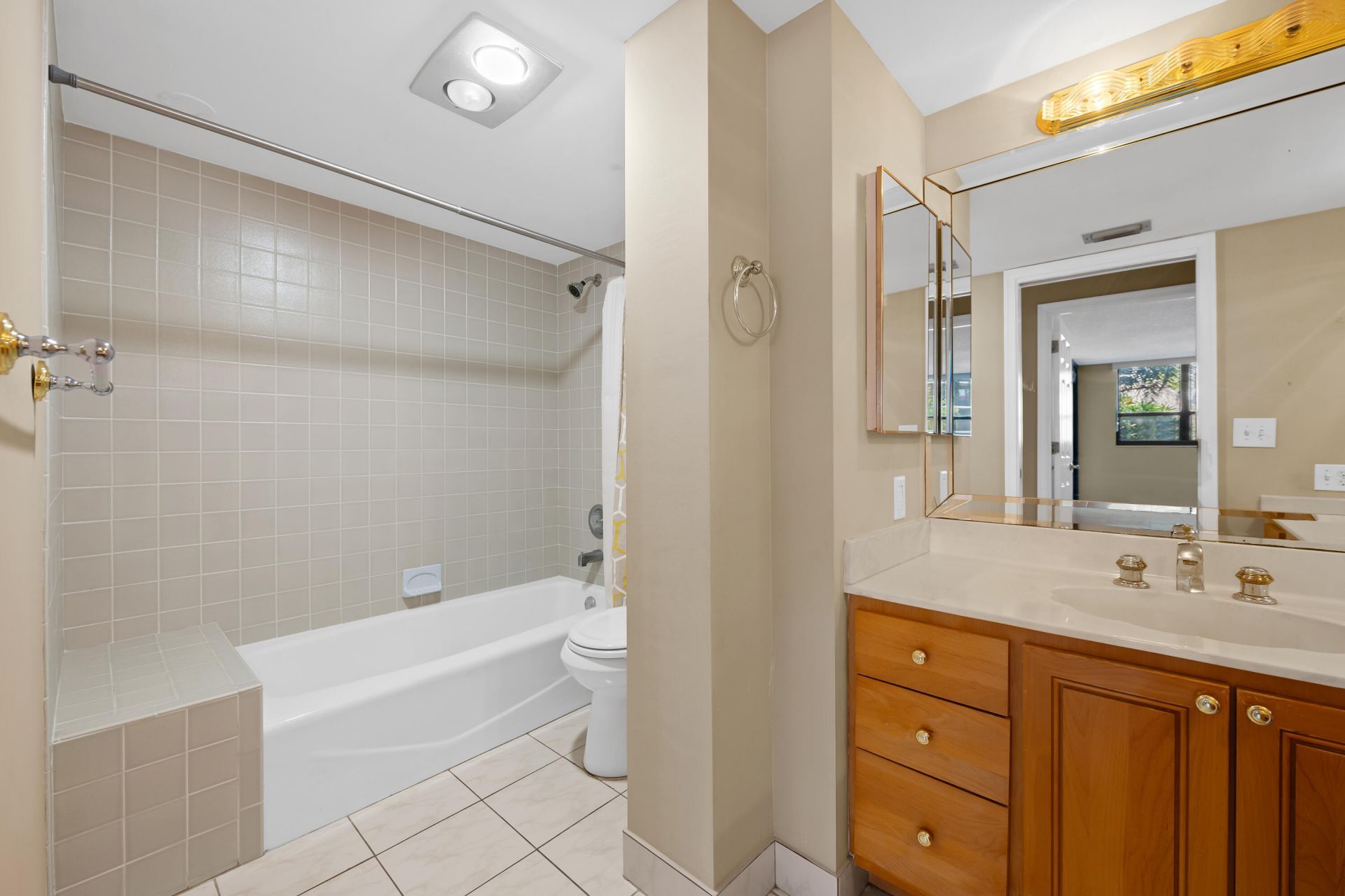 800 Jeffery Street, Unit 103, Boca Raton, FL 33487 Photo