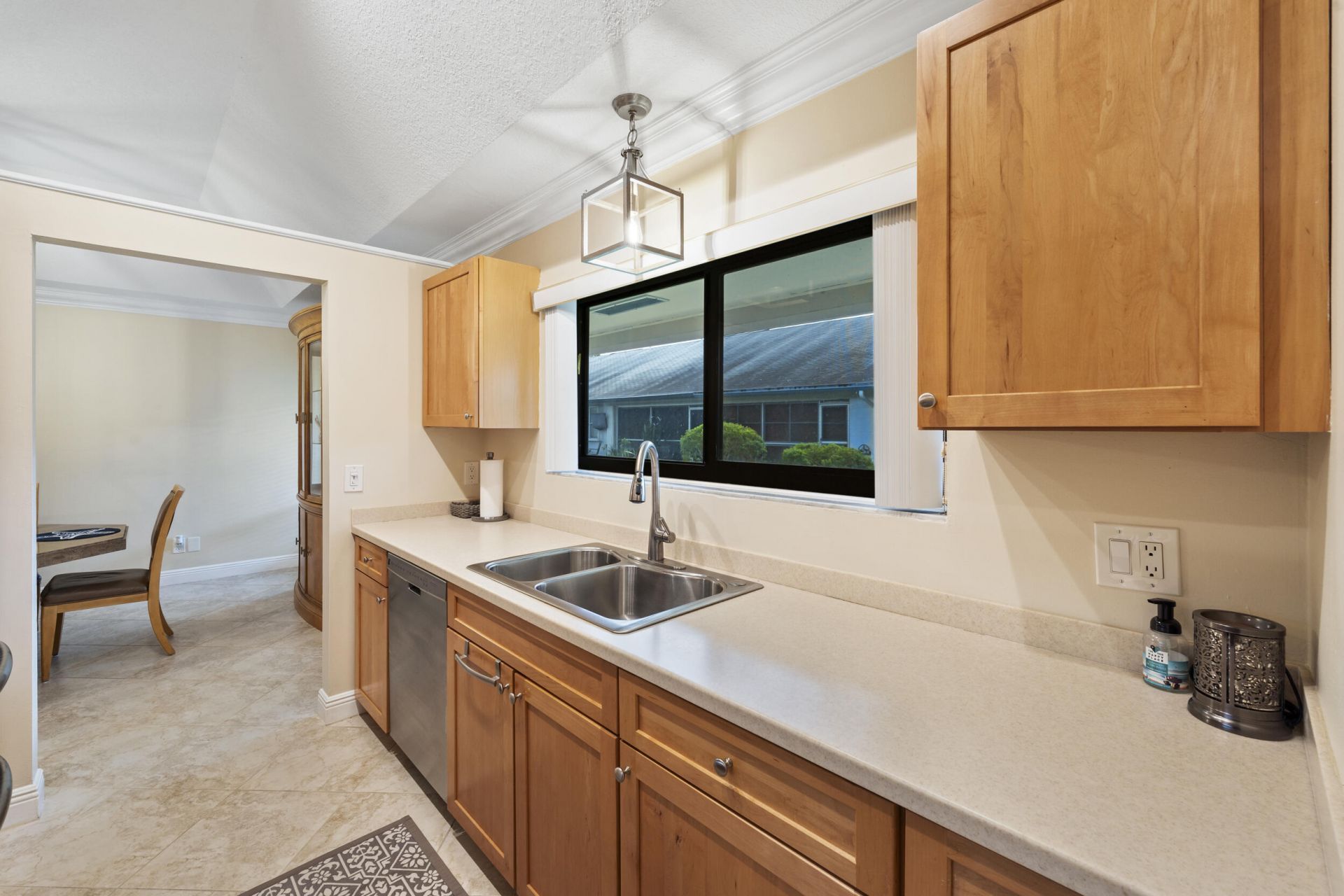 109 Half Moon Circle, Unit C, Jupiter, FL 33458 Photo