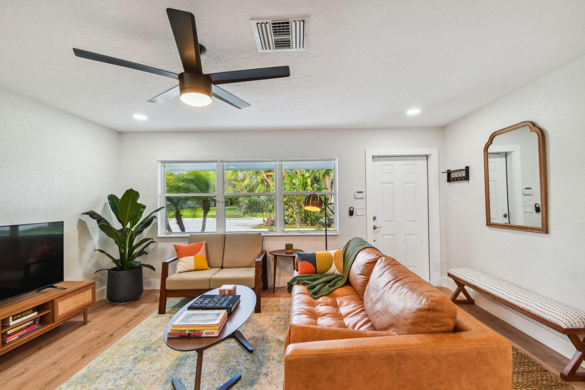 702 NE 10th Avenue, Boynton Beach, FL 33435 Photo