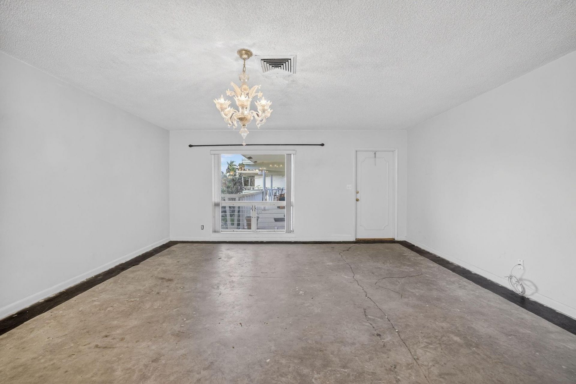 2755 NE 28th Ave, Unit E2, Lighthouse Point, FL 33064 Photo