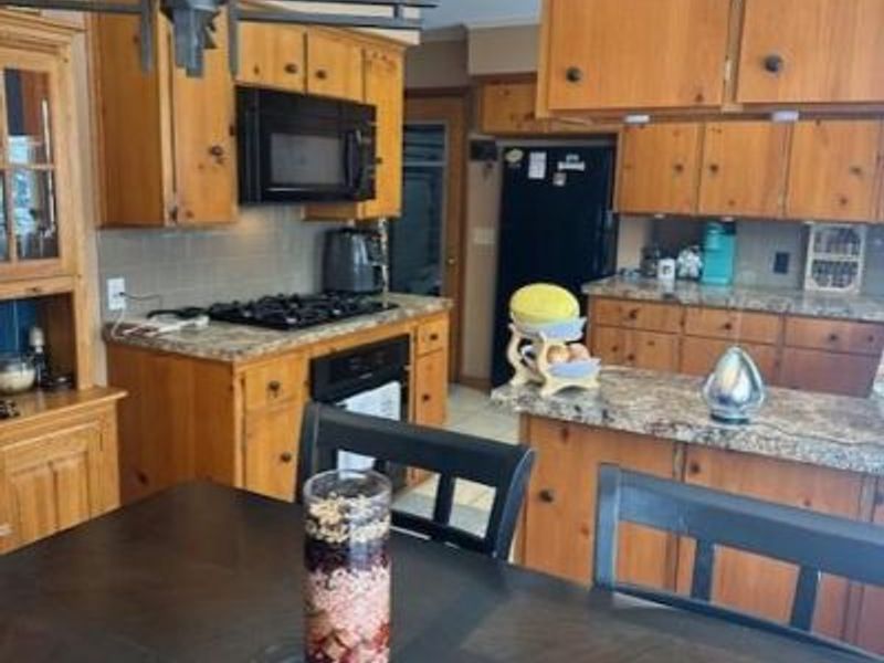 157 E Ottawa Street, Oak Harbor, OH 43449 Photo 6