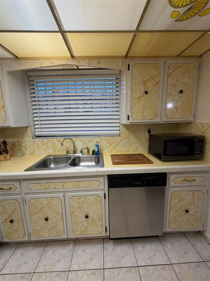 1712 SW 13th St, Miami, FL 33145 Photo