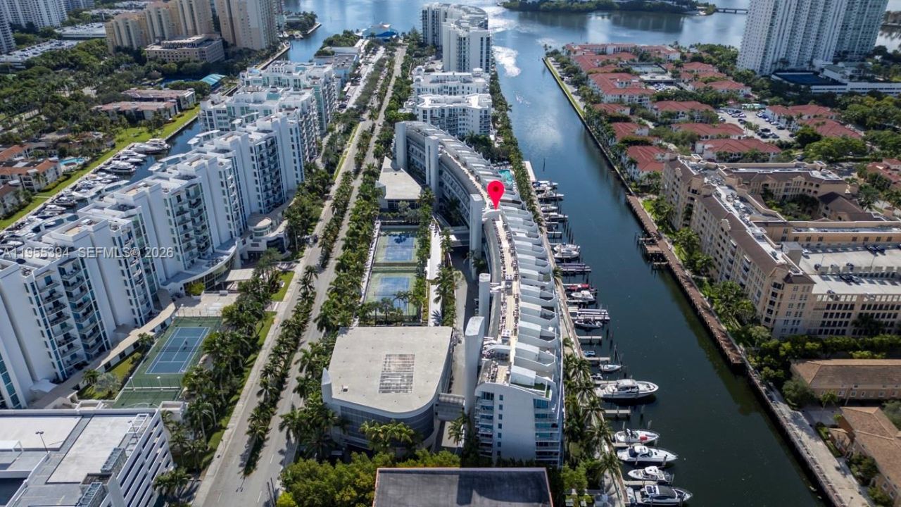 2950 NE 188th St, Unit 315, Aventura, FL 33180 Photo