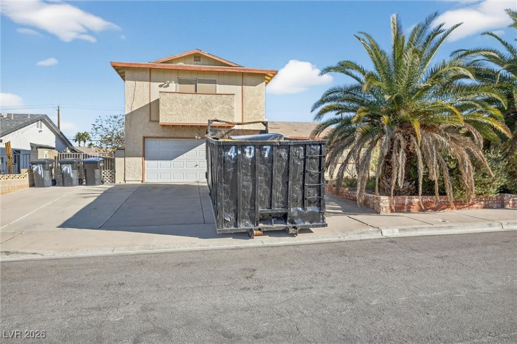 713 Strawberry Place, Henderson, NV 89002 Main Photo