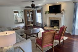 6 Leone Lane photo 4