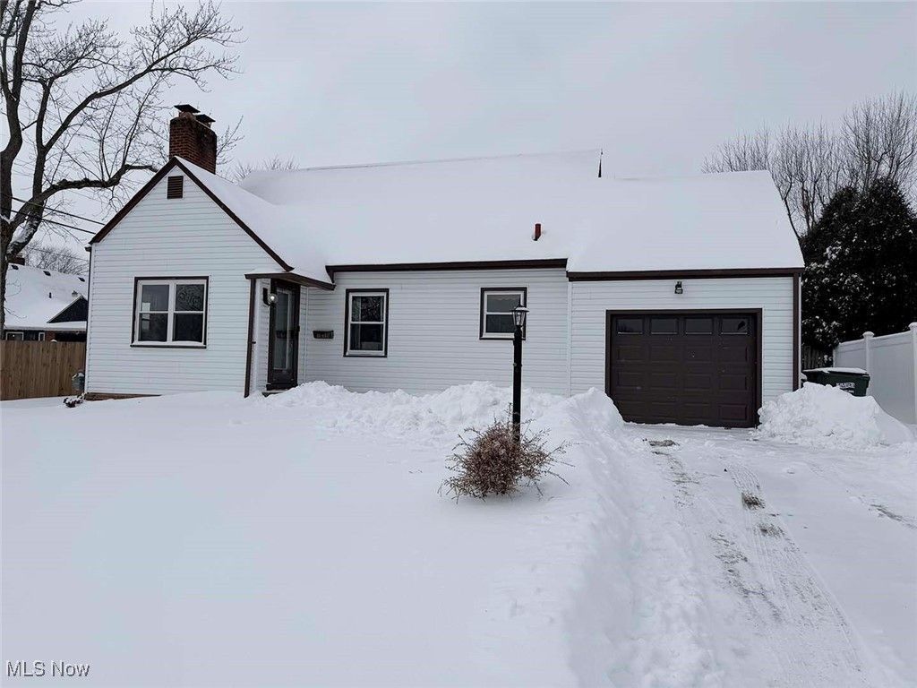 1615 Fairview Place, Alliance, OH 44601 Main Photo