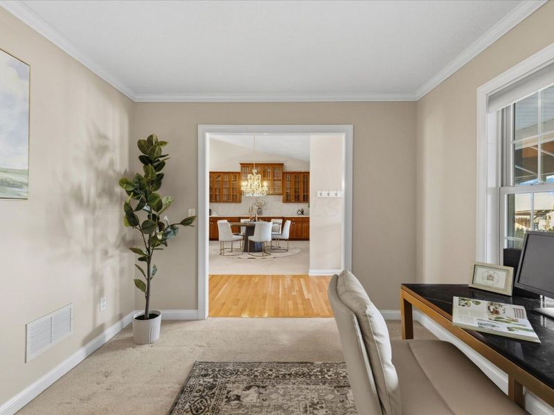 45 E California Avenue, Columbus, OH 43202 Photo 11