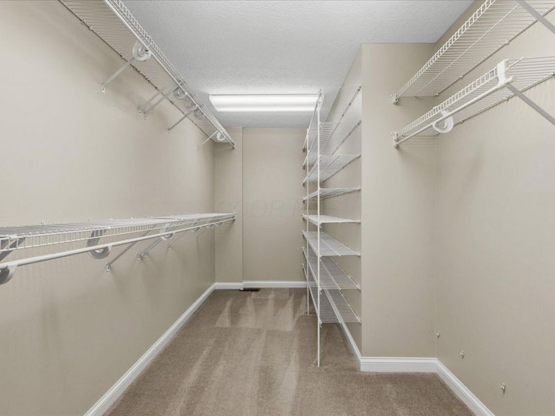 45 E California Avenue, Columbus, OH 43202 Photo 33