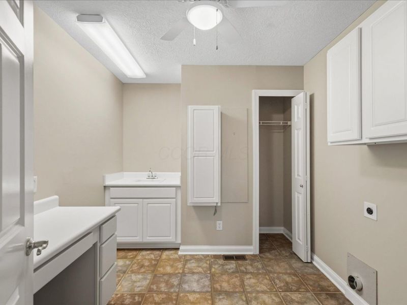 45 E California Avenue, Columbus, OH 43202 Photo 34