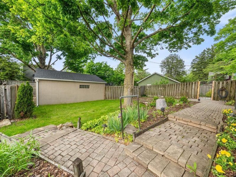 45 E California Avenue, Columbus, OH 43202 Photo 7