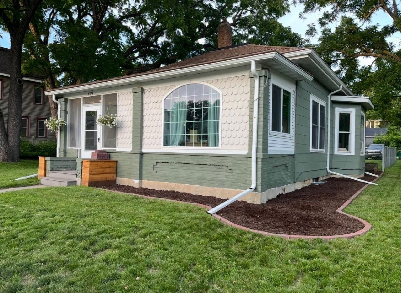 429 S Main Street, Le Sueur, MN 56058 Main Photo