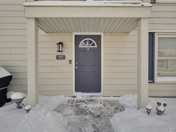 2627 Thornbrier Court, Orion Twp, MI 48430
