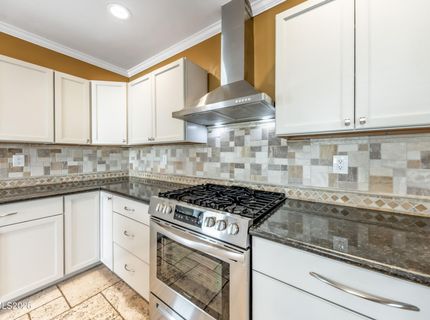 596 California Avenue, Reno, NV 89509 Photo