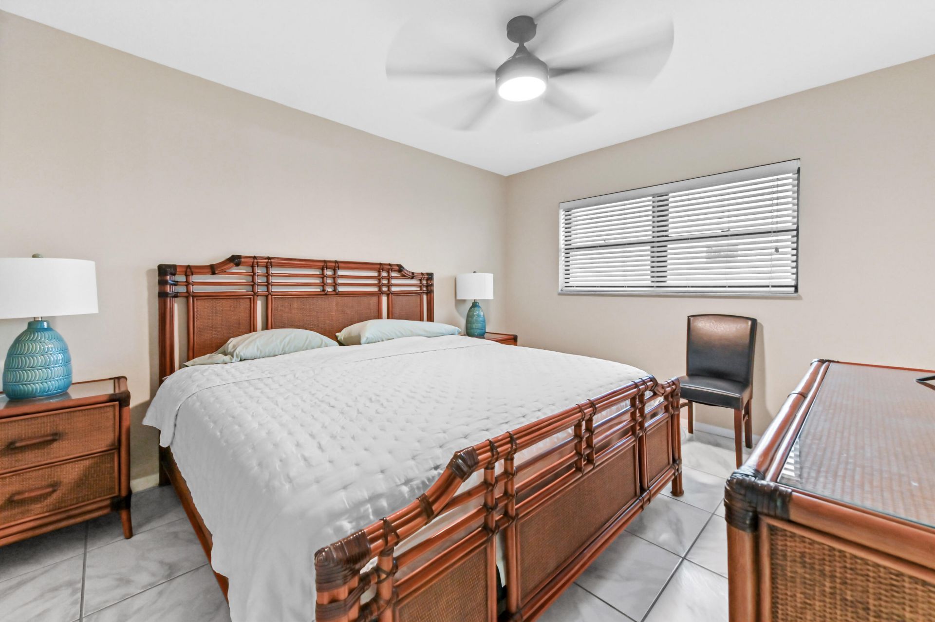 390 N Federal Highway, Unit 202, Deerfield Beach, FL 33441 Photo