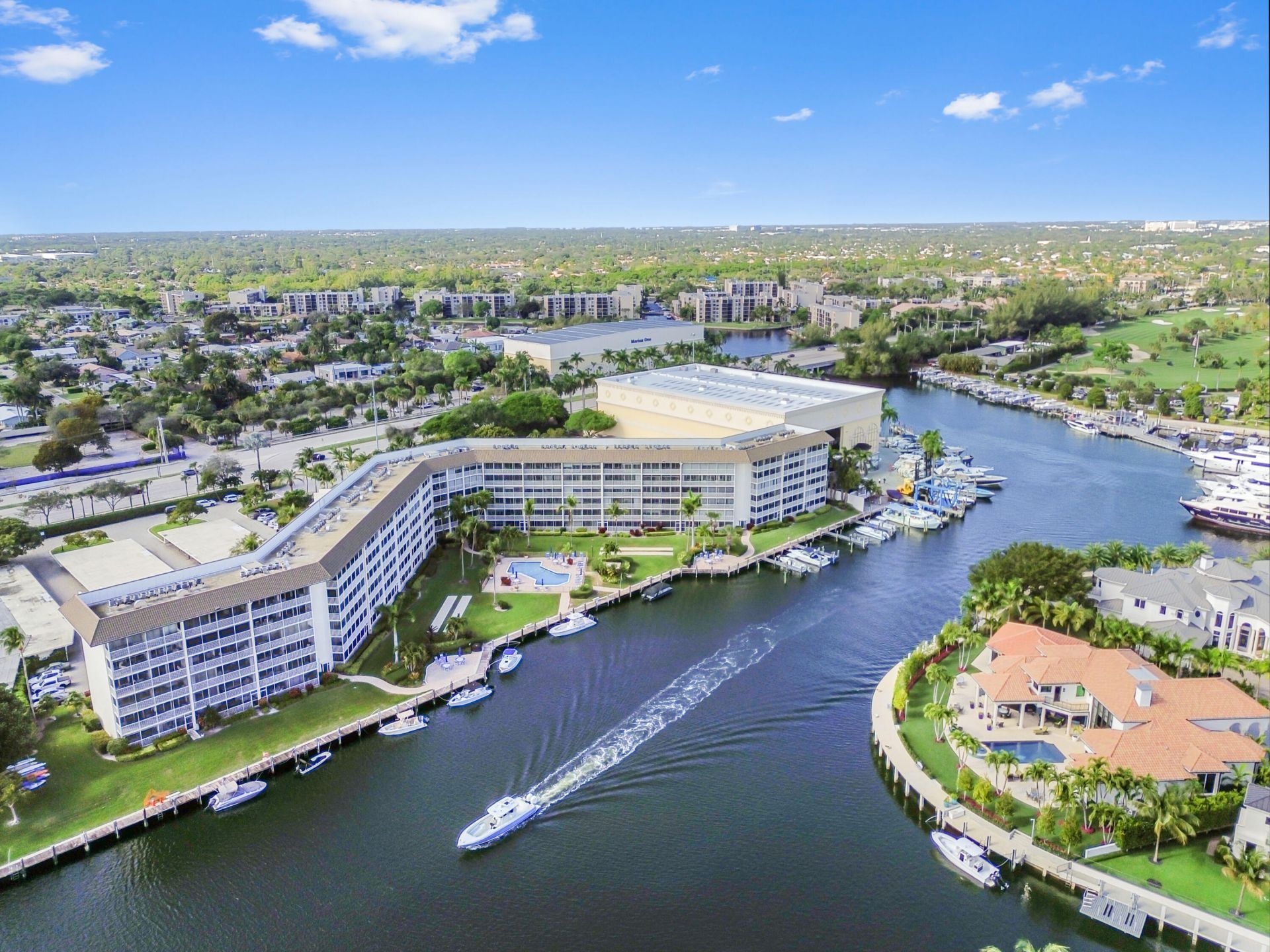 390 N Federal Highway, Unit 202, Deerfield Beach, FL 33441 Photo