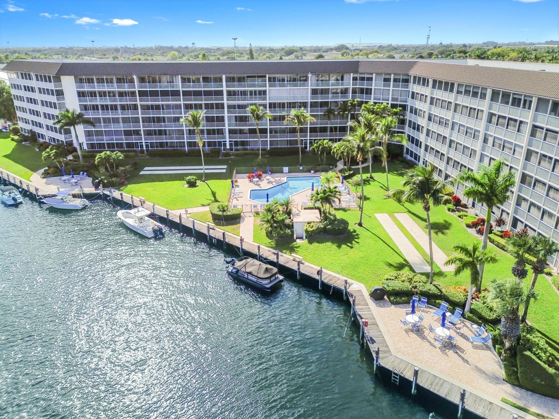 390 N Federal Highway, Unit 202, Deerfield Beach, FL 33441 Photo