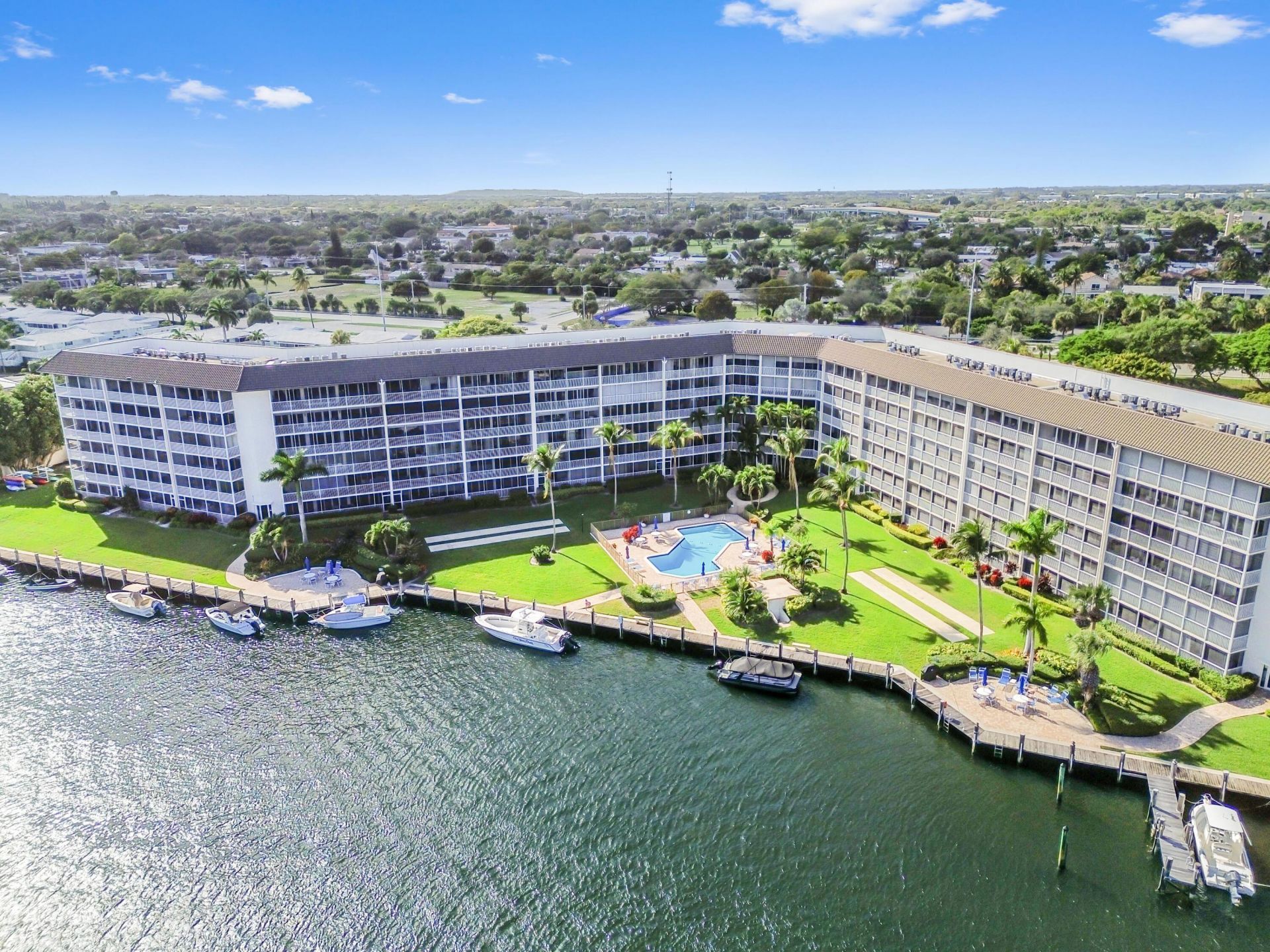 390 N Federal Highway, Unit 202, Deerfield Beach, FL 33441 Photo