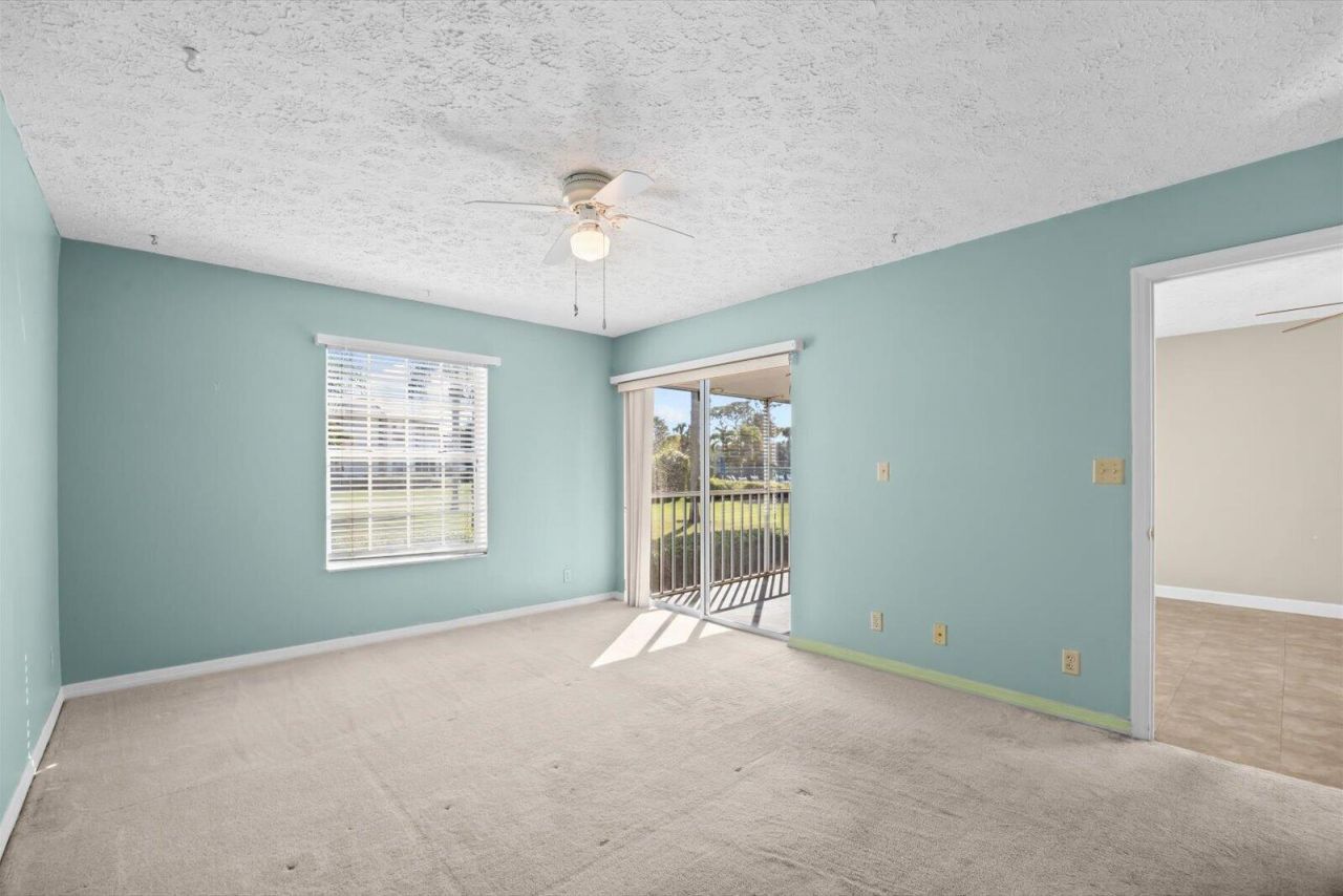 806 SE Central Parkway, Unit 6, Stuart, FL 34994 Photo